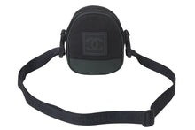 Load image into Gallery viewer, CHANEL シャネル ココマーク スポーツライン ミニショルダーバッグ 8番台 ブラック カーキ キャンバス 美品 中古 4c076331