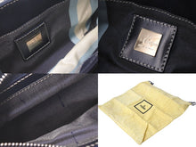 Load image into Gallery viewer, 極美品 FENDI フェンディ マンマバケット ワンショルダーバッグ イタリア製 デニム ネイビー シルバー金具 中古 4c076350