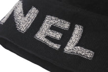 画像をギャラリービューアに読み込む, CHANEL シャネル ロゴ ニットキャップ ニット帽 ビーニー ユニセックス ブラック ウール カシミヤ 美品 中古 4c076390