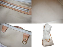 Load image into Gallery viewer, LOUIS VUITTON ルイヴィトン スピーディ30 ダミエ ハンドバッグアズール N41533 ホワイト ベージュ 美品 中古 4c076394
