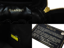 Load image into Gallery viewer, 極美品 CHANEL シャネル バニティ ハンドバッグ ブラック キャビアスキン 6番台 ココマーク ロゴ 小物入れ ゴールド金具 中古 4c076448