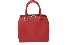Load image into Gallery viewer, 極美品 LOUIS VUITTON ルイヴィトン ポンヌフ ハンドバッグ M52057 エピレザー レッド ゴールド金具 中古 4c076467