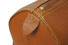 画像をギャラリービューアに読み込む, LOUIS VUITTON ルイヴィトン キーポル45 ボストンバッグ M42978 エピレザー ジパングゴールド 美品 中古 4c076470