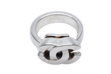 Load image into Gallery viewer, CHANEL シャネル ココマーク リング 指輪 重量約8.8g サイズ12号 01P刻印 シルバーカラー メタル 美品 中古 4c076500