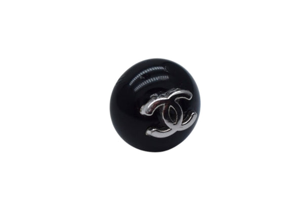 CHANEL Cocomark earrings for both ears Weight approx. 4.1g 00T engraved Silver Black Button motif Good condition Used 4c076486