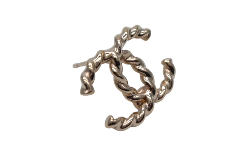 極美品 CHANEL シャネル ココマーク ピアス 片耳用 重量約1.8g F24P刻印 ゴールド メタル フランス製 中古 4c076496