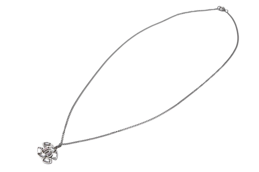 CHANEL シャネル ココマーク ネックレス 重量約3.7g 01P刻印 全長約44.5cm メタル ラインストーン シルバー 美品 中古 4c076495