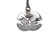 Load image into Gallery viewer, CHANEL シャネル ココマーク ネックレス 重量約3.7g 01P刻印 全長約44.5cm メタル ラインストーン シルバー 美品 中古 4c076495