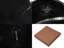 Load image into Gallery viewer, LOUIS VUITTON ルイヴィトン モノグラムサテン コントドゥフェ コインケース M92272 ブラック リンゴ 財布 小物 美品 中古 4c076540