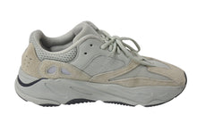 画像をギャラリービューアに読み込む, Adidas YEEZY BOOST 700 イージーブースト700 カニエウェスト ANALOG アナログ EG7596 アイボリー グリーン US7 25.5cm 中古 4c076701