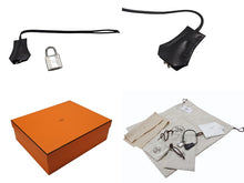 画像をギャラリービューアに読み込む, HERMES エルメス ショルダーバッグ ケリーメッセンジャーバッグ エバーグレイン ブラック シルバー金具 W刻印 美品 中古 4b007805