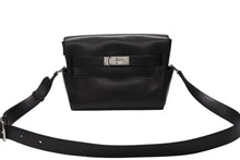 画像をギャラリービューアに読み込む, HERMES エルメス ショルダーバッグ ケリーメッセンジャーバッグ エバーグレイン ブラック シルバー金具 W刻印 美品 中古 4b007805