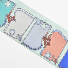 Load image into Gallery viewer, HERMES エルメス ツイリー カマイユ グリーン マルチカラー 美品 中古 4b007842