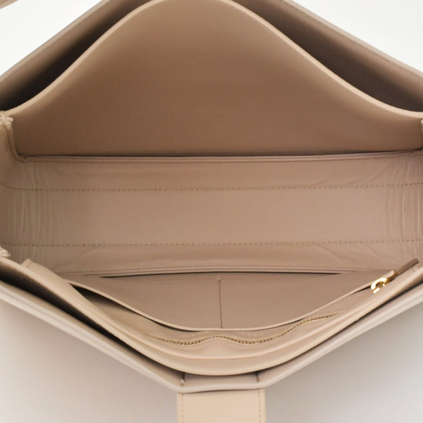 極美品 BOTTEGA VENETA ボッテガヴェネタ マリー ショルダーバッグ 578344 ナッパレザー ベージュ ゴールド金具 中古 4a007869