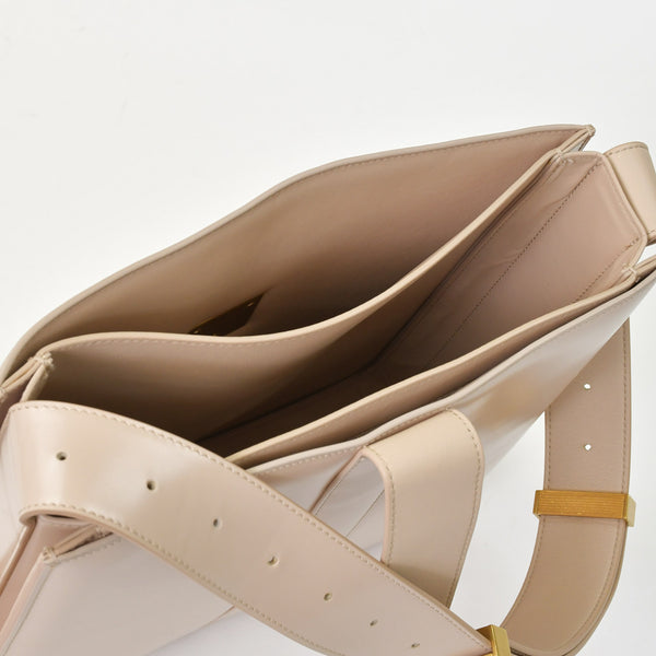 極美品 BOTTEGA VENETA ボッテガヴェネタ マリー ショルダーバッグ 578344 ナッパレザー ベージュ ゴールド金具 中古 4a007869