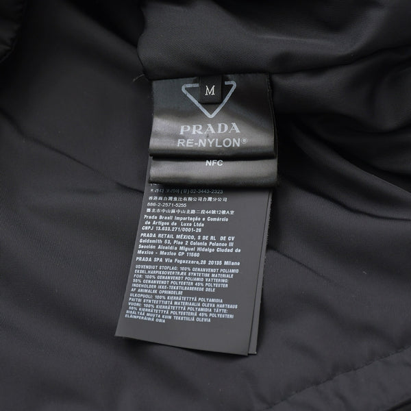 Like new PRADA Re-Nylon Anorak Parka SGC560 Triangle Plate Black M Size Black Metal Hardware Half Zip Used 4a007935