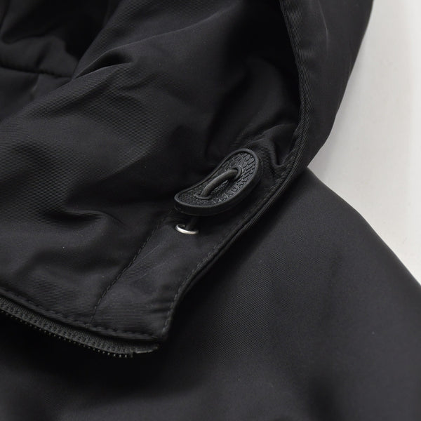 Like new PRADA Re-Nylon Anorak Parka SGC560 Triangle Plate Black M Size Black Metal Hardware Half Zip Used 4a007935