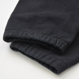 極美品 CHROME HEARTS クロムハーツ SAILIN Y NOT SWEAT PANTS トリプルクロス セメタリークロス スクロールラベル Mサイズ ブラック 中古 4a008133