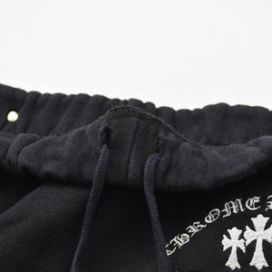 極美品 CHROME HEARTS クロムハーツ SAILIN Y NOT SWEAT PANTS トリプルクロス セメタリークロス スクロールラベル Mサイズ ブラック 中古 4a008133