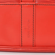 画像をギャラリービューアに読み込む, LOUIS VUITTON ルイヴィトン エピ ランドネGM デイパック M43087 エピレザー ゴールド金具 美品 中古 4a000862