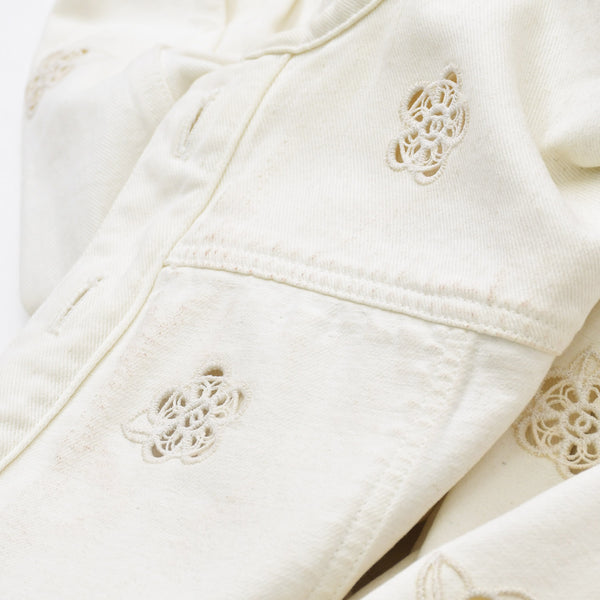 CHANEL Flower pattern denim jacket 2014 P76751V68765 Cotton White Silver hardware Size 46 Good condition Used 4a008648