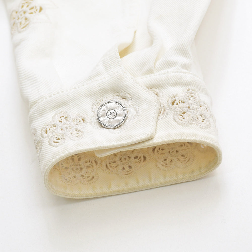 CHANEL Flower pattern denim jacket 2014 P76751V68765 Cotton White Silver hardware Size 46 Good condition Used 4a008648
