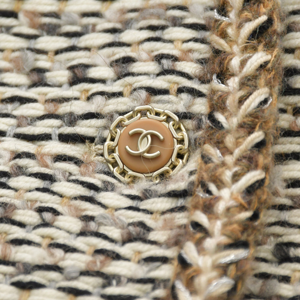 Like new CHANEL Coco Mark Button Tweed Stainless Steel Collar Coat P59951V45402 White Black Brown Size 48 Used 4a008692