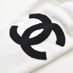 Very Good Condition CHANEL VINTAGE Vintage Pile Sweatshirt Sweatshirt Coco Mark Patch White Men's Used 4a008704