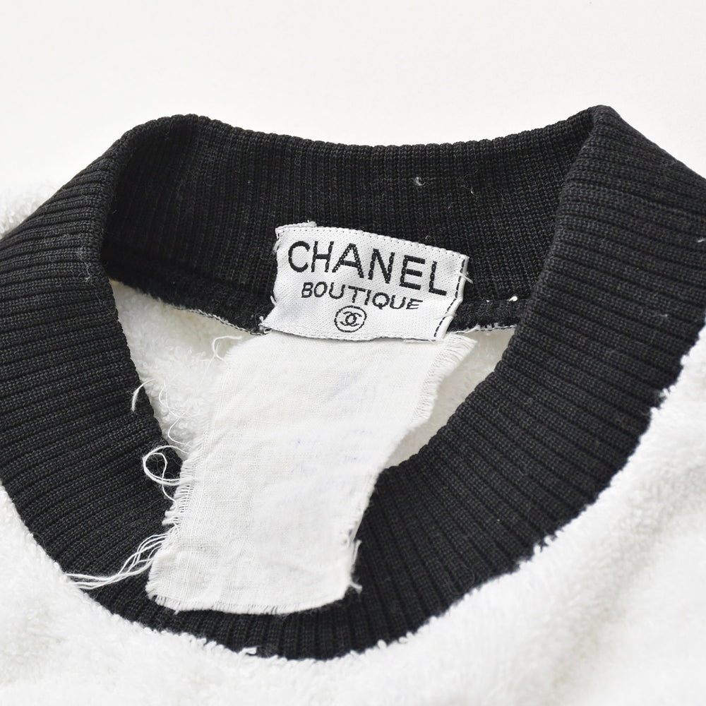 Very Good Condition CHANEL VINTAGE Vintage Pile Sweatshirt Sweatshirt Coco Mark Patch White Men's Used 4a008704