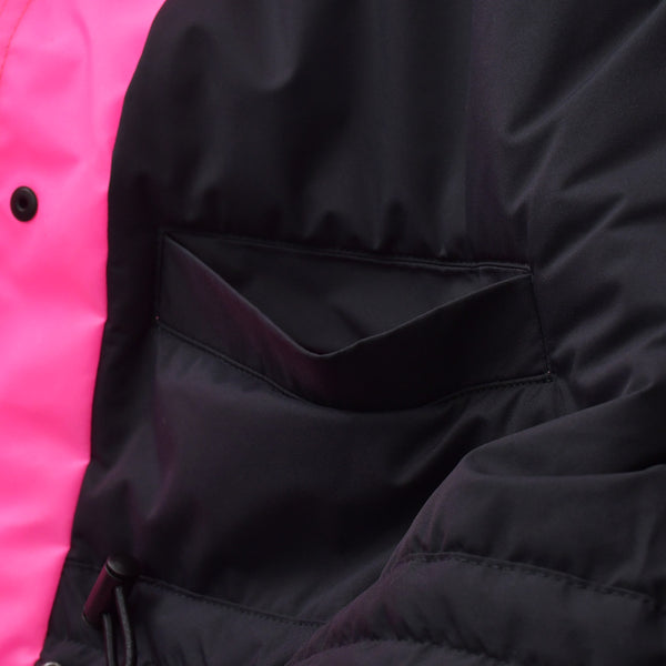 BALENCIAGA バレンシアガ 19AW Nylon Pulled Parka 604032 46サイズ ネオンピンク アシンメトリー ブラック金具 良品 中古 4a008941