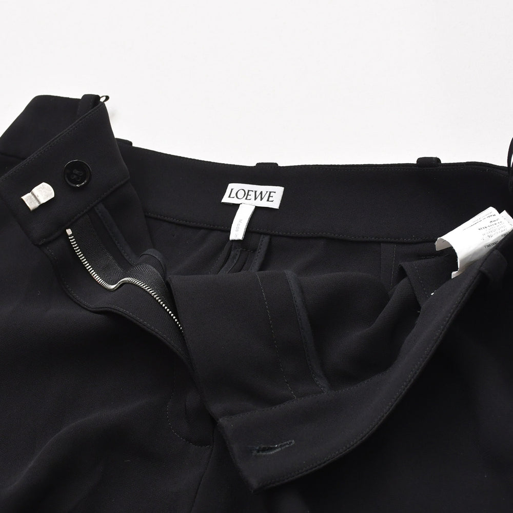 Very good condition LOEWE Anagram logo embroidery deformed square skirt S359Y08XB1 32 size black leather switching silver metal fittings used 4a008956