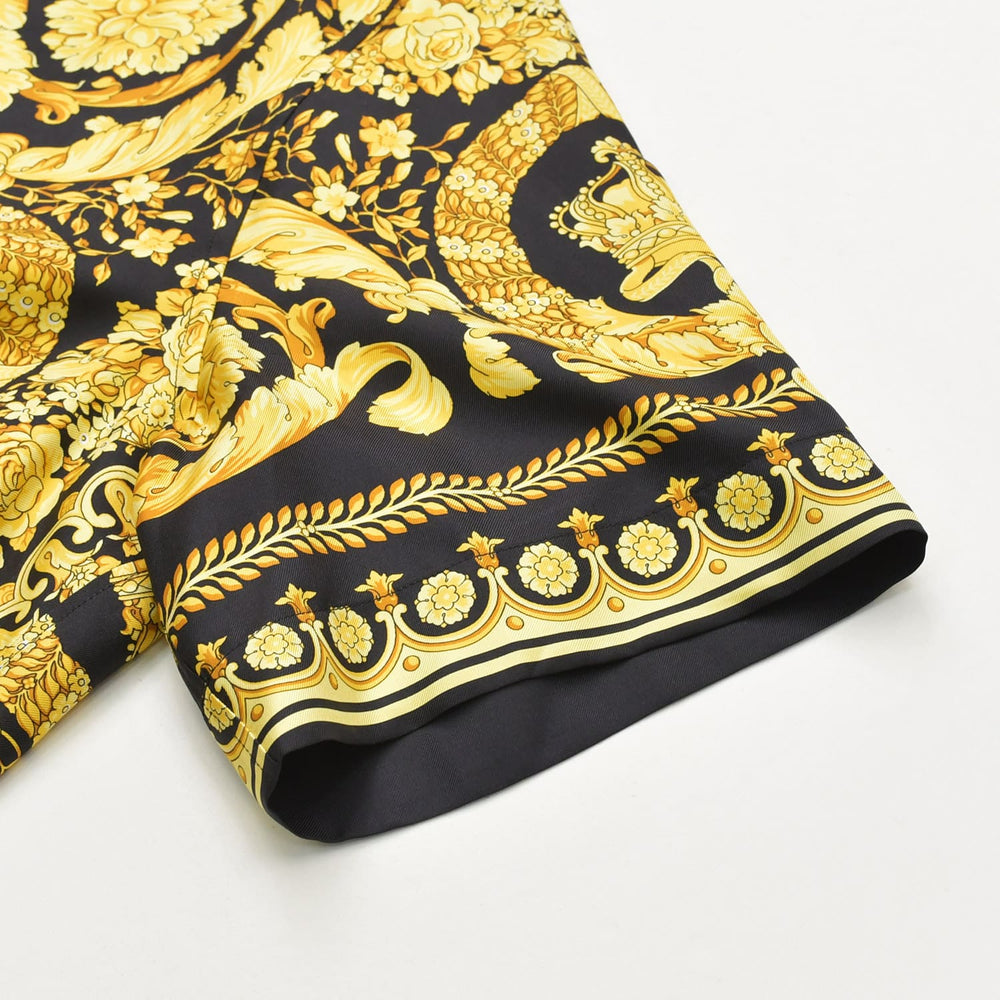 新品同様 VERSACE ヴェルサーチ バロッコ柄 半袖シャツ アメリカーナフィット シルク ブラック イエロー サイズ50 中古 4a008973