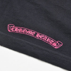 極美品 CHROME HEARTS クロムハーツ Made in Hollywood Vertical Logo Tee Sサイズ ブラック ピンク スクロールラベル クロス 中古 4a009187