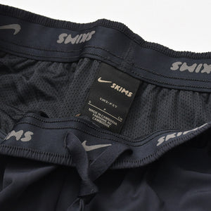 新品未使用 NIKESKIMS ナイキ スキムズ セットアップ ジャケット パンツ IU2223/IU2224 ナイロン ブラック ベージュサイズL・S 中古 4a009263