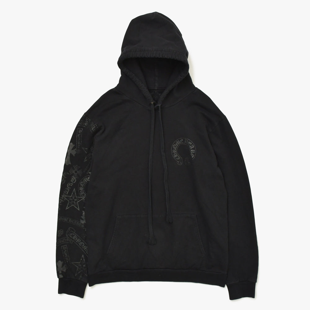極美品 CHROME HEARTS クロムハーツ STENCIL HOODIE 袖ステンシル バックホースシュー プリント プルオーバーパーカー ブラック サイズXL 中古 4a009377