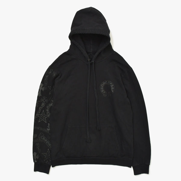 極美品 CHROME HEARTS クロムハーツ STENCIL HOODIE 袖ステンシル バックホースシュー プリント プルオーバーパーカー ブラック サイズXL 中古 4a009377