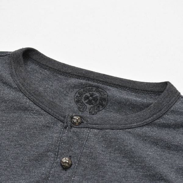 CHROME HEARTS Henley Neck Long Sleeve T-Shirt U.S.AGray with silver hardware, size S, excellent condition, pre-owned. (Item number: 4a009385)