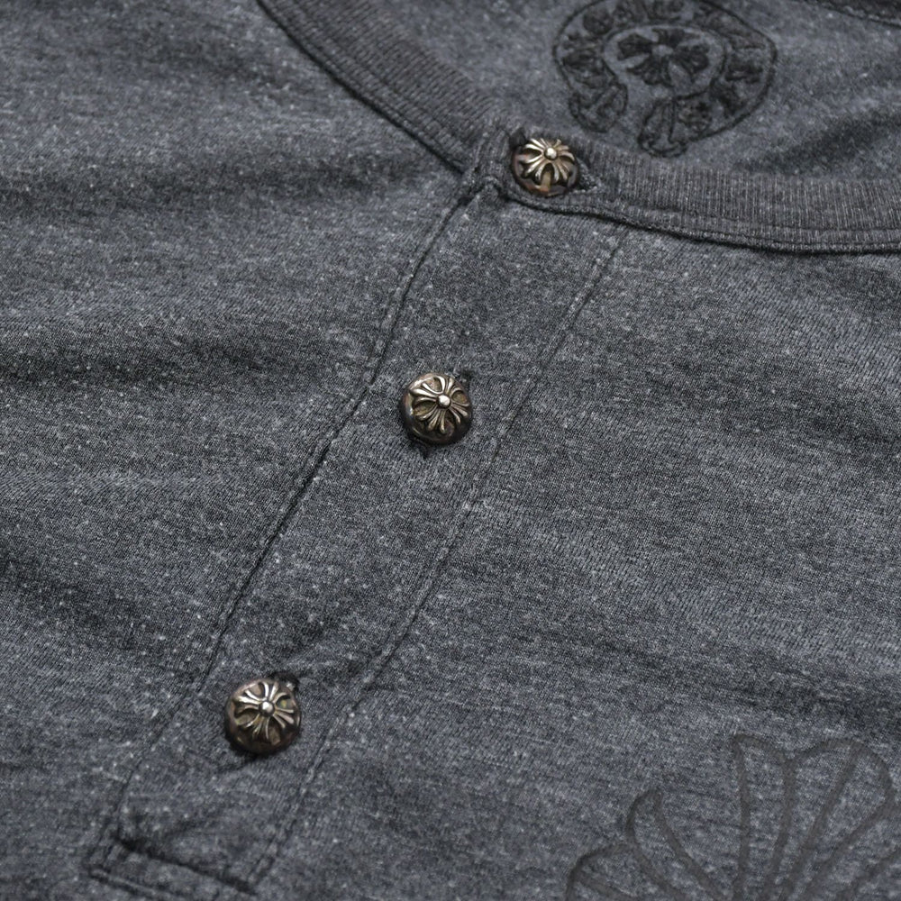 CHROME HEARTS クロムハーツ ヘンリーネック ロングスリーブTシャツ U.S.A製 グレー シルバー金具 サイズS 美品 中古 4a009385