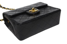 画像をギャラリービューアに読み込む, CHANEL シャネル ミニマトラッセ17 Sフラップ Sチェーンショルダーバッグ 1番台 ラムスキン ココマーク ブラック 美品 中古 4b009874