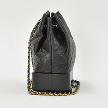 Load image into Gallery viewer, 極美品 CHANEL シャネル ガブリエル スモール バックパック A94485 26番台 ココマーク キルティング カーフスキン ブラック 中古 4b009963