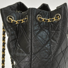 Load image into Gallery viewer, 極美品 CHANEL シャネル ガブリエル スモール バックパック A94485 26番台 ココマーク キルティング カーフスキン ブラック 中古 4b009963