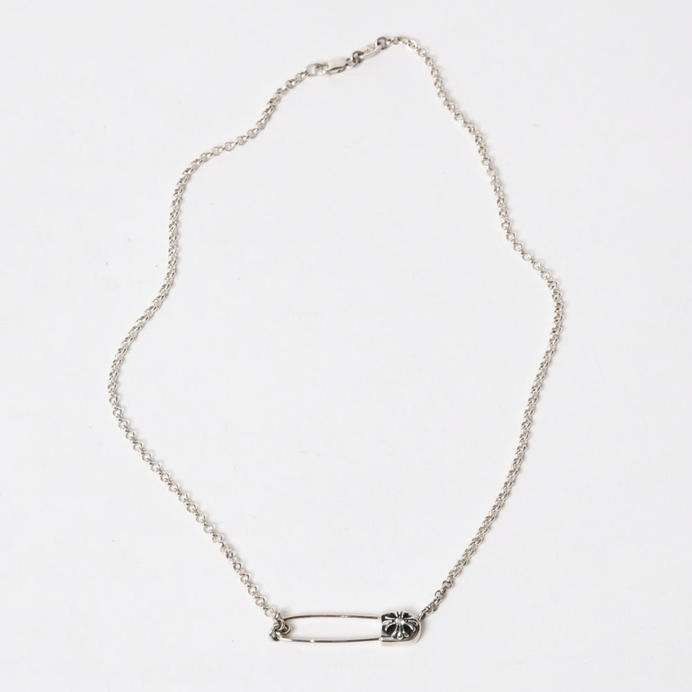 New and unused CHROME HEARTS SAFETY PIN 1DIA ROLL CHAIN ​​16Inch Safety pin necklace 16 inches Weight 6.49g Used 4b014054