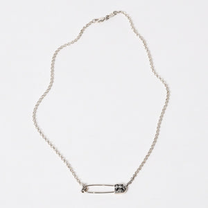 New and unused CHROME HEARTS SAFETY PIN 1DIA ROLL CHAIN ​​16Inch Safety pin necklace 16 inches Weight 6.49g Used 4b014054