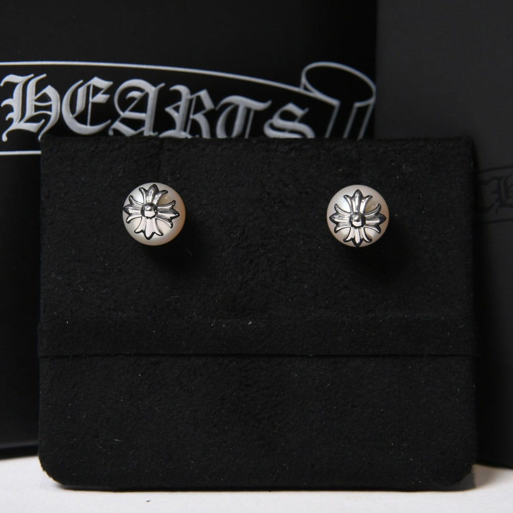 新品未使用 CHROME HEARTS クロムハーツ × ミキモト MIKIMOTO スタッド CHプラスパール ピアス 18K WG 中古 4b014110