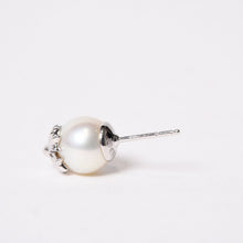 画像をギャラリービューアに読み込む, 新品未使用 CHROME HEARTS クロムハーツ × ミキモト MIKIMOTO スタッド CHプラスパール ピアス 18K WG 中古 4b014110