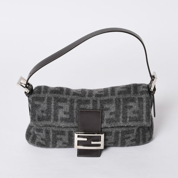 FENDI フェンディ マンマバケット ワンショルダーバッグ ズッキーノ ウール グレー 美品 中古 4a000498