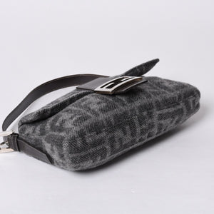 FENDI フェンディ マンマバケット ワンショルダーバッグ ズッキーノ ウール グレー 美品 中古 4a000498