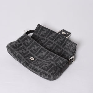FENDI フェンディ マンマバケット ワンショルダーバッグ ズッキーノ ウール グレー 美品 中古 4a000498