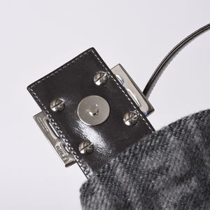 FENDI フェンディ マンマバケット ワンショルダーバッグ ズッキーノ ウール グレー 美品 中古 4a000498