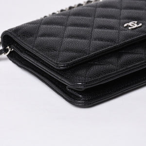 新品同様 CHANEL シャネル チェーンウォレット 長財布 AP0250 29番台 ココマーク キャビアスキン ブラック シルバー金具 中古 4a000415